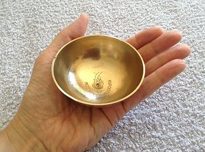 Kansa Vatki Foot and Leg Massage. Kansa Vatki bowl